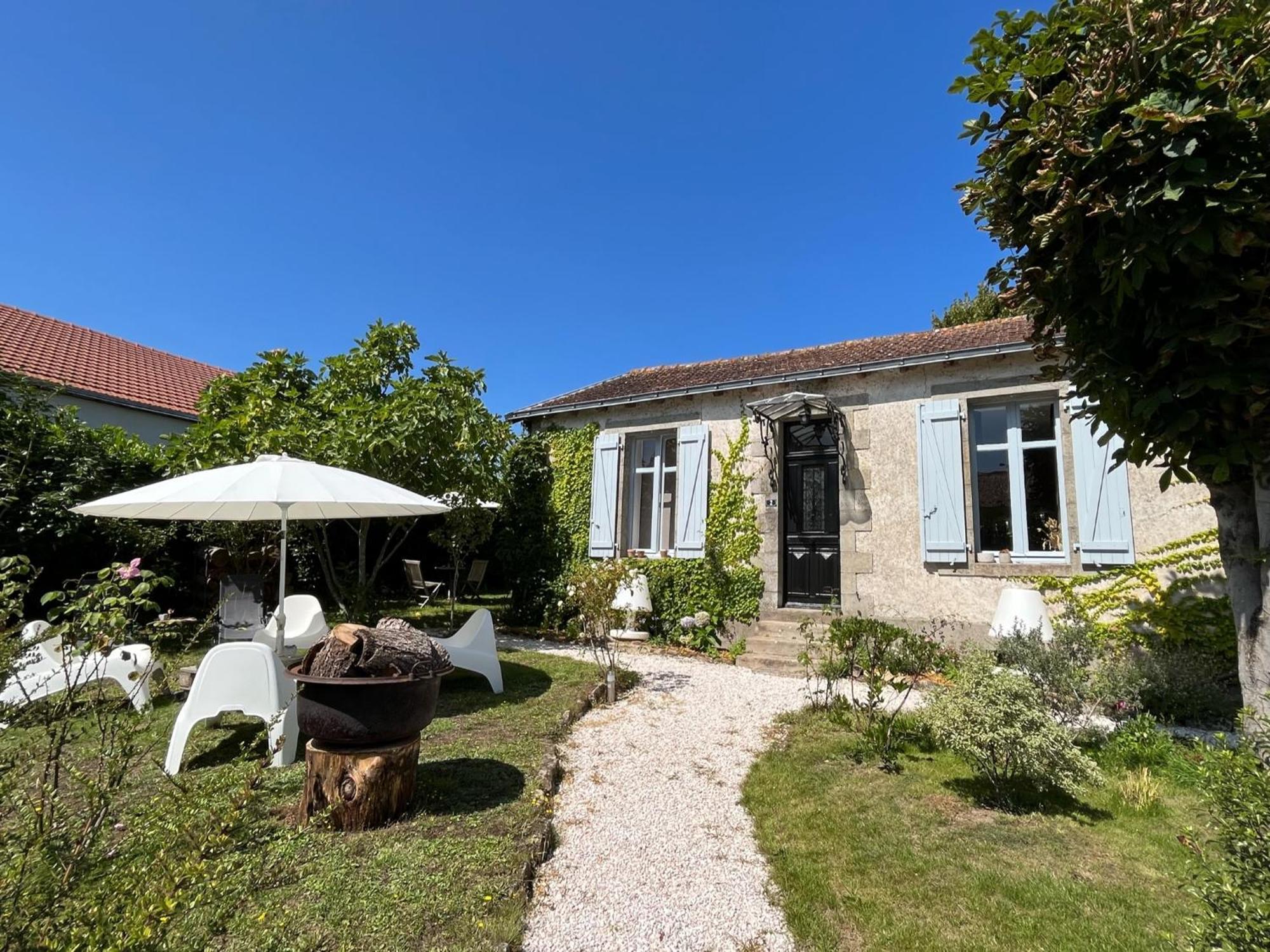 Cottage-Saint Laurent Sur Sevre Exterior photo